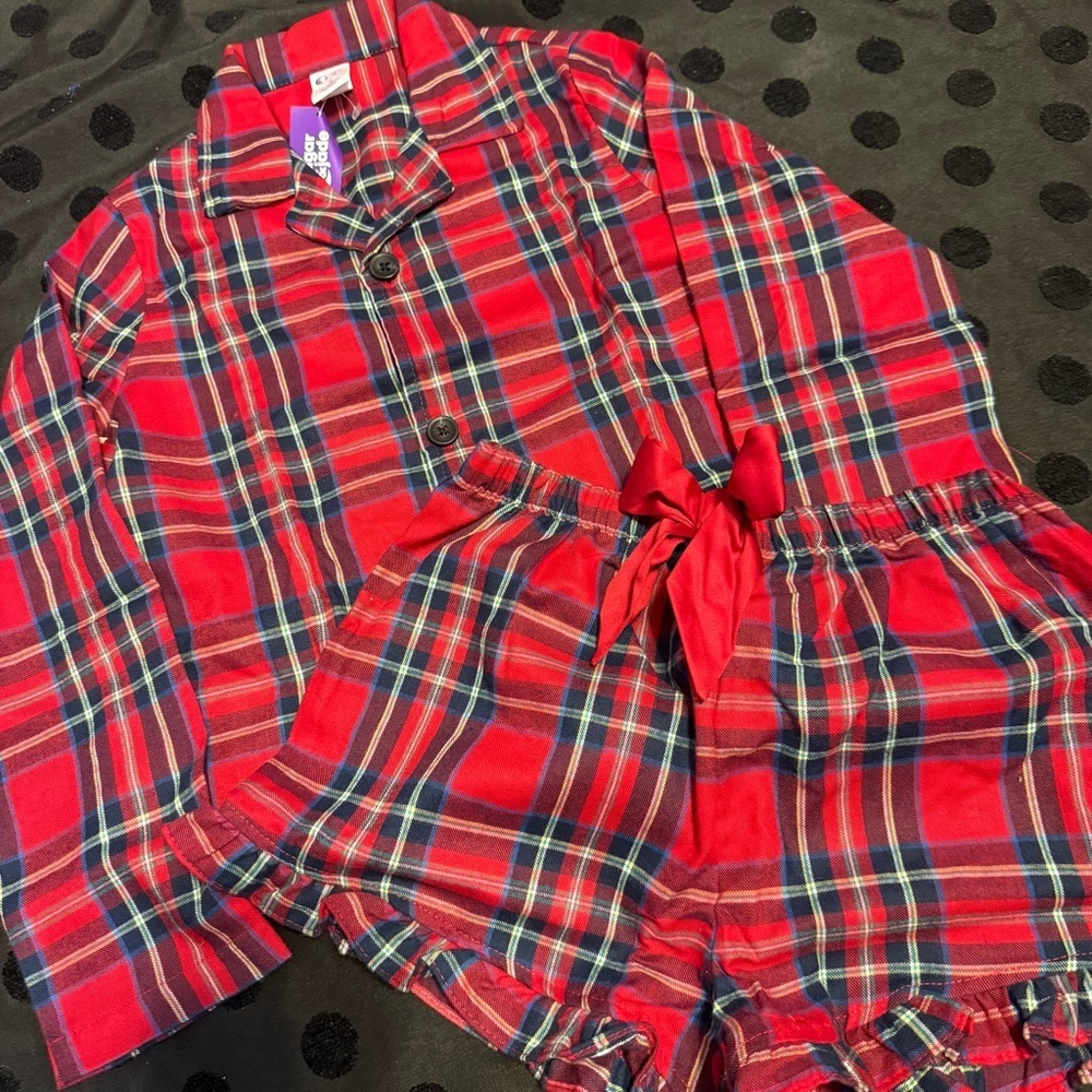Sugar & Jade (children’s place tween line)Girls Christmas Plaid Tartan Pajamas